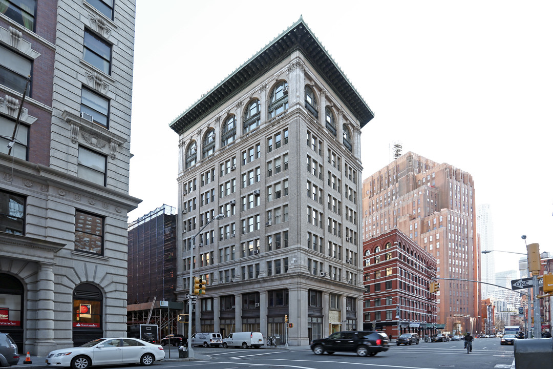 100 HUDSON ST in New York, NY - Foto de edificio