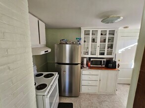 1 Page St, Unit 1 Page in Bath, ME - Foto de edificio - Building Photo