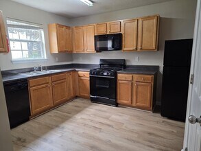 215 Colser Drive in Covington, GA - Building Photo - Building Photo