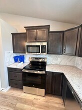 21061 Madison St in Omaha, NE - Building Photo - Building Photo