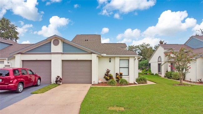 property at 112 Lakepointe Cir