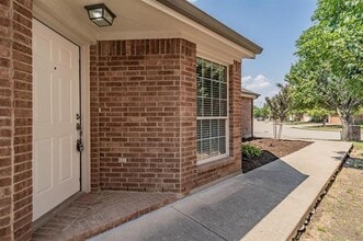3028 Thicket Bend Ct in Fort Worth, TX - Building Photo - Building Photo