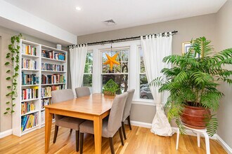 5 Piedmont St, Unit SI ID1364233P in Salem, MA - Foto de edificio - Building Photo