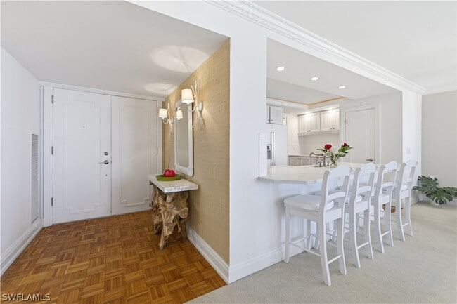 property at 3115 Gulf Shore Blvd N