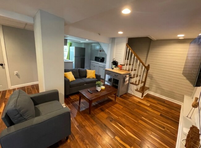 425 Platt Ave-Unit -2 in West Haven, CT - Building Photo - Building Photo