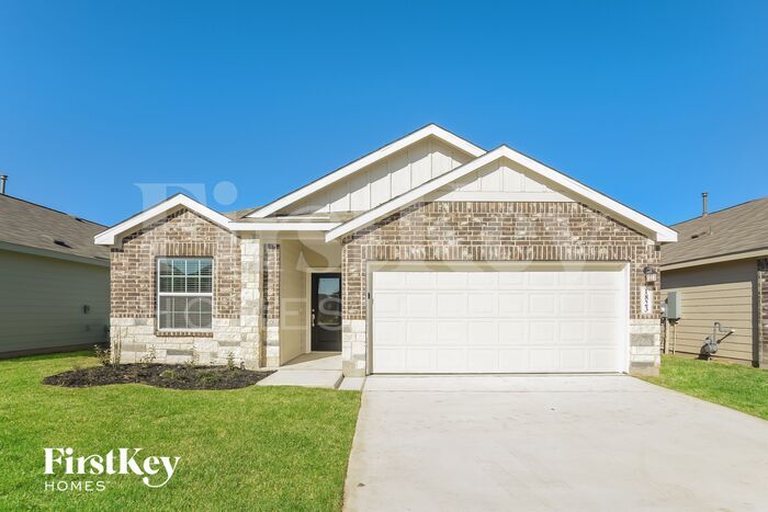 1823 Morse Way in San Antonio, TX - Foto de edificio