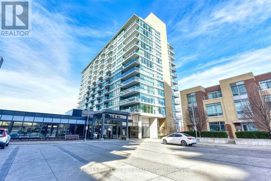 15-615 Singer Ct in Toronto, ON - Building Photo