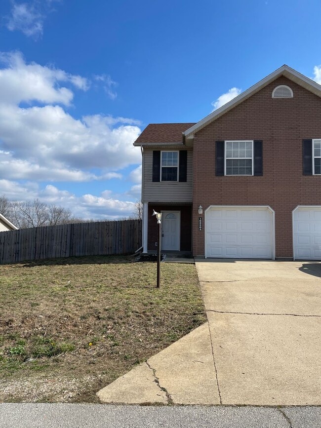 property at 16830 Huntington Ln