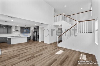 15997 Mavericks Ln in Lathrop, CA - Building Photo - Building Photo