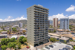 Iolani Regent Apartamentos