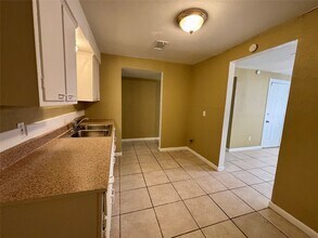 3902 Heatherbloom Dr in Houston, TX - Building Photo - Building Photo