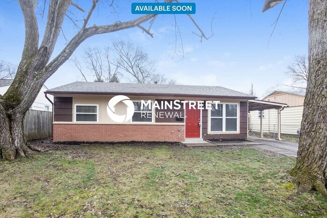 property at 1638 Clyde Pl