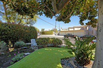 2577 Granville Ave, Unit 2577 in Los Angeles, CA - Foto de edificio - Building Photo