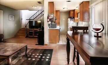 2121 E Grand Ave in Escondido, CA - Building Photo - Building Photo