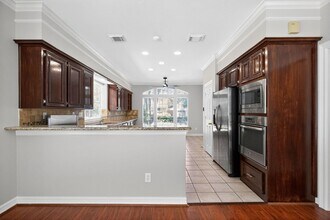 3523 Shady Village Dr in Houston, TX - Building Photo - Building Photo