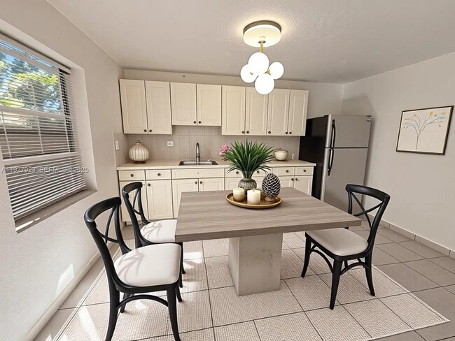 1020 NW 33rd Ave in Miami, FL - Building Photo - Building Photo