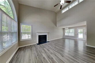 100 Rosemont Ct in Hiram, GA - Building Photo - Building Photo