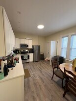 1429 Cambridge St, Unit 2 in Cambridge, MA - Building Photo