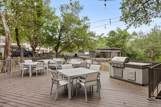 Bridge at Canyon Creek in Austin, TX - Foto de edificio - Building Photo