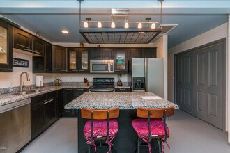 2302 N 36th St-Unit -7 in Phoenix, AZ - Building Photo - Building Photo