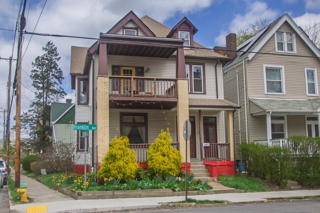 201 Franklin Ave, Unit 2