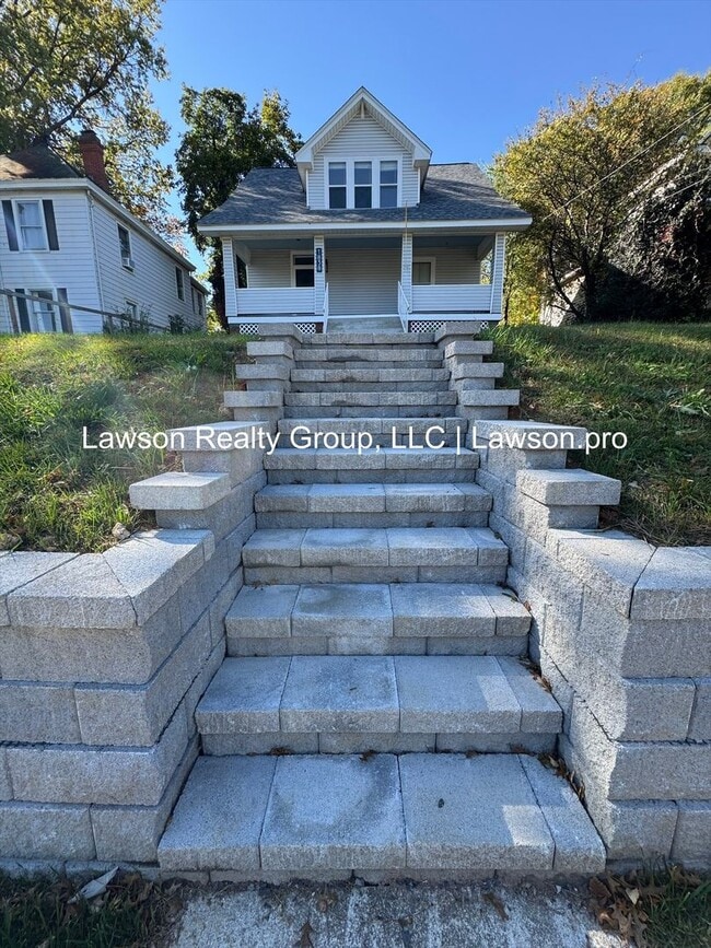 1838 Oxford Ave SW in Roanoke, VA - Building Photo - Building Photo
