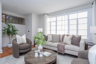 The Shelton at Cameron Court in Raleigh, NC - Foto de edificio - Interior Photo