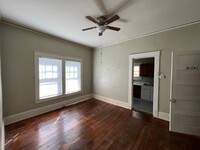 124 Tate St, Unit 124-A in Greensboro, NC - Building Photo - Building Photo