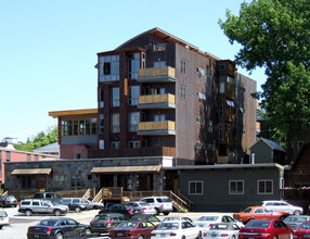 Hood Residences Condominium in Burlington, VT - Building Photo - Building Photo