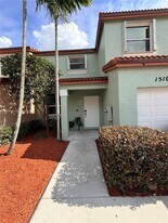 15102 NW 7th Ct in Pembroke Pines, FL - Building Photo