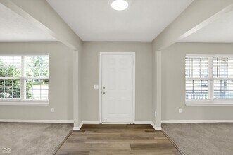 12059 Seville Rd in Fishers, IN - Building Photo - Building Photo