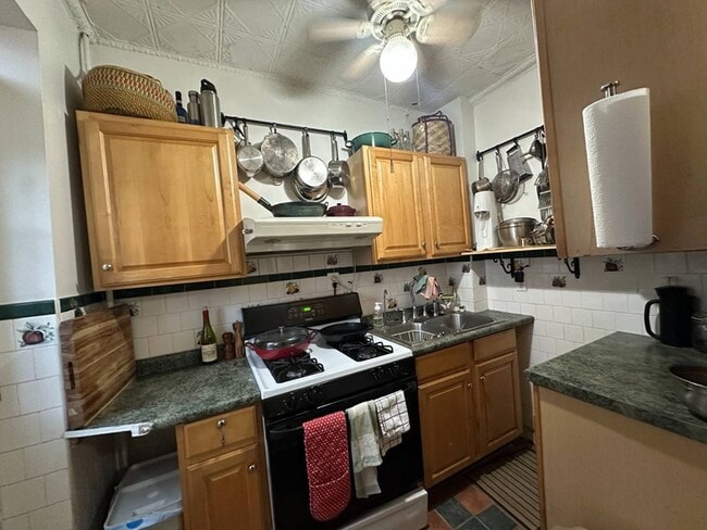 374 Columbia St in Brooklyn, NY - Foto de edificio - Building Photo