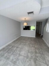 7823 Sanibel Dr in Tamarac, FL - Building Photo - Building Photo