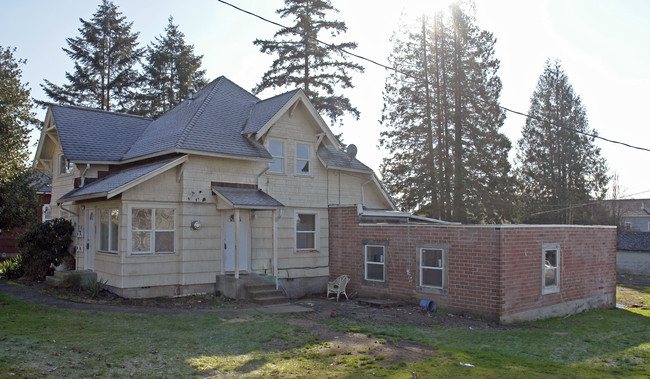 463 S Market Blvd in Chehalis, WA - Building Photo - Building Photo