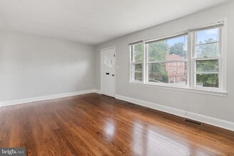 509 W Cork St in Winchester, VA - Building Photo - Building Photo