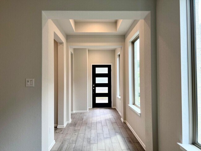 2810 High Castle in San Antonio, TX - Building Photo - Building Photo