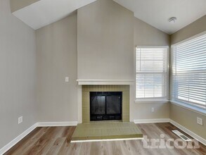 9227 S Butterwood Ct in Littleton, CO - Building Photo - Building Photo