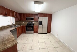 9977 Westview Dr in Coral Springs, FL - Building Photo - Building Photo