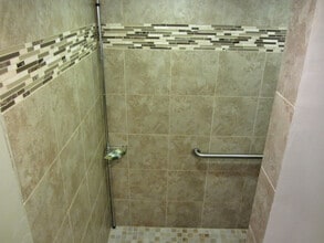 4069 Cedar Ave, Unit Studio for assist. Manage in South Lake Tahoe, CA - Building Photo - Building Photo