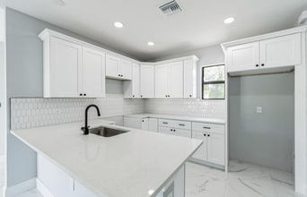 619 Summit Ave S in Lehigh Acres, FL - Building Photo - Building Photo