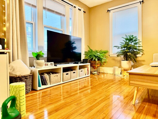 property at 37 Hilton St