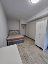 258A-258A Sunview St in Waterloo, ON - Building Photo - Building Photo