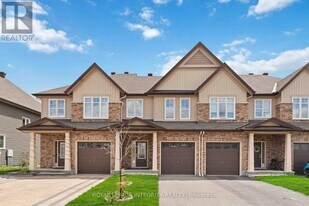 344 Wood Acres Grove in Ottawa, ON - Building Photo