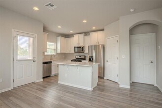 120 Caney Cv in Leander, TX - Building Photo - Building Photo