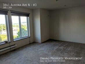 3841 Aurora Ave N-Unit -#3 in Seattle, WA - Building Photo - Building Photo