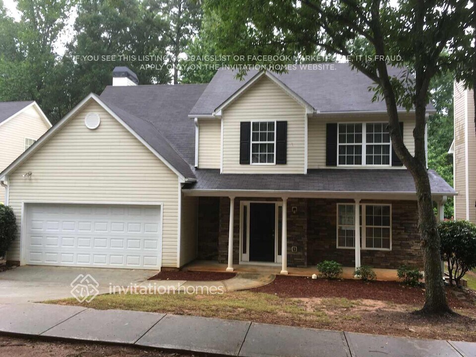 2802 Wynhaven Oaks Way in Lawrenceville, GA - Building Photo