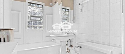 2925 Sunset Blvd, Unit 1 in Minneapolis, MN - Foto de edificio - Building Photo