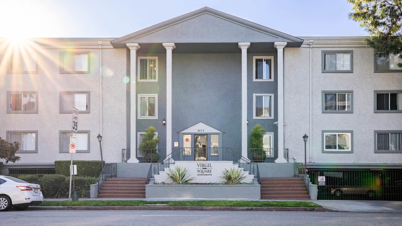 Virgil Square in Los Angeles, CA - Building Photo