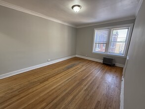 2105 Grove Ave in Berwyn, IL - Building Photo - Building Photo