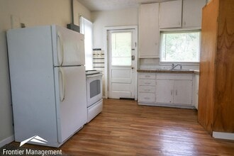 728 Rannells Rd in Manhattan, KS - Building Photo - Building Photo